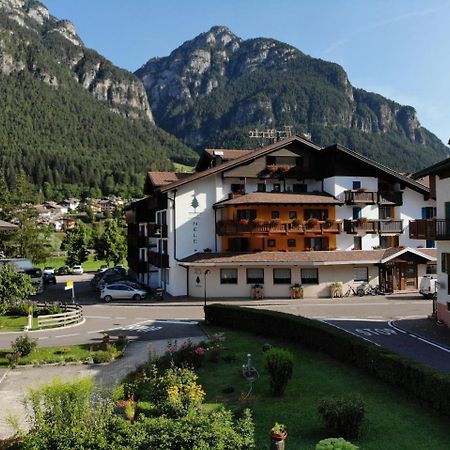 Hotel Nele Ziano di Fiemme Esterno foto