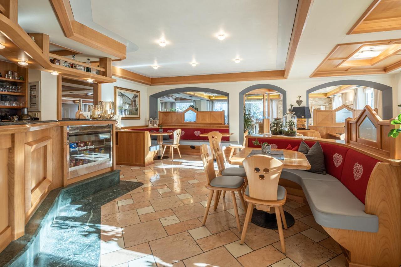 Hotel Nele Ziano di Fiemme Esterno foto