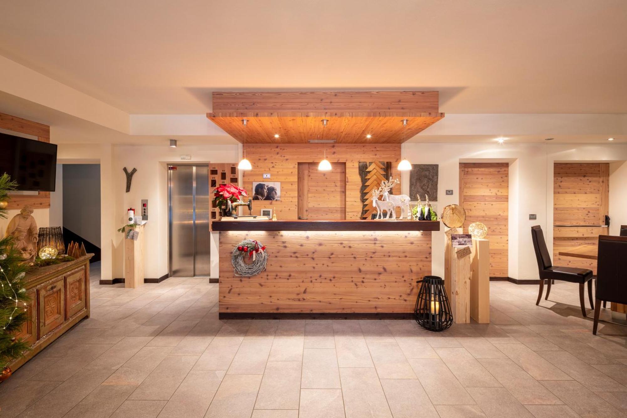 Hotel Nele Ziano di Fiemme Esterno foto